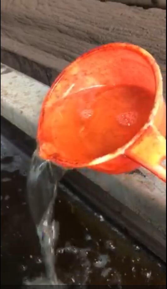 氣浮機(jī)設(shè)備出水，穩(wěn)定，清澈，不帶懸浮物